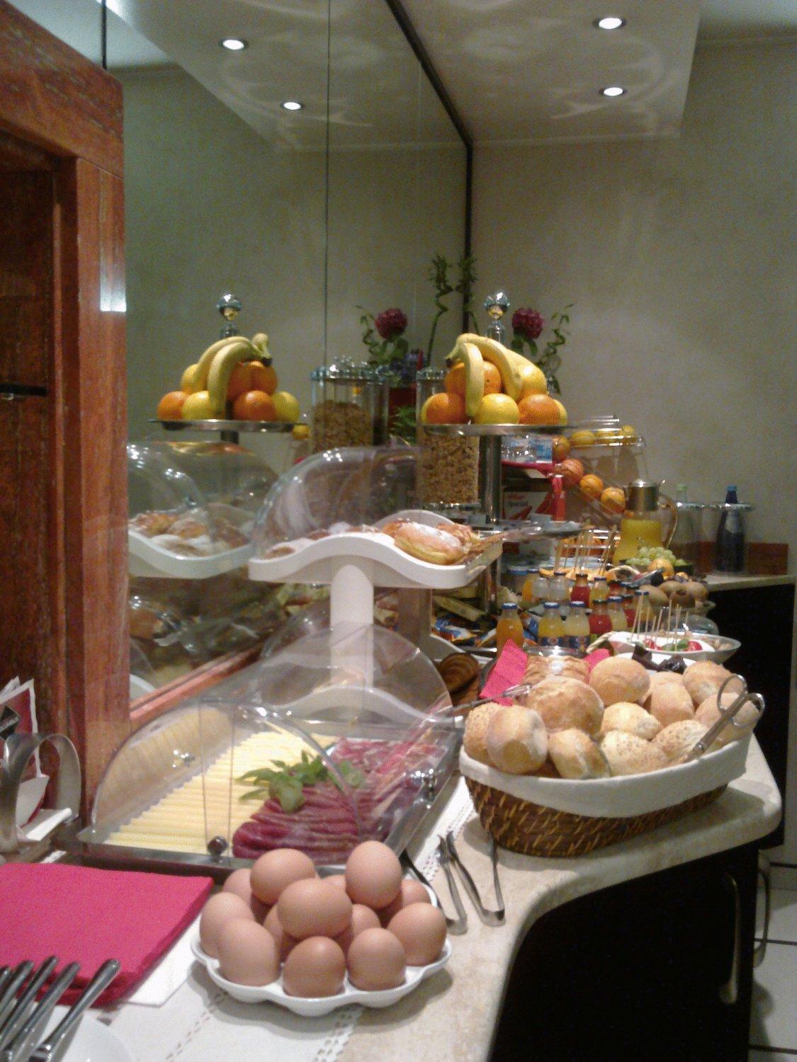 Hotel Susa Milano Restoran fotoğraf